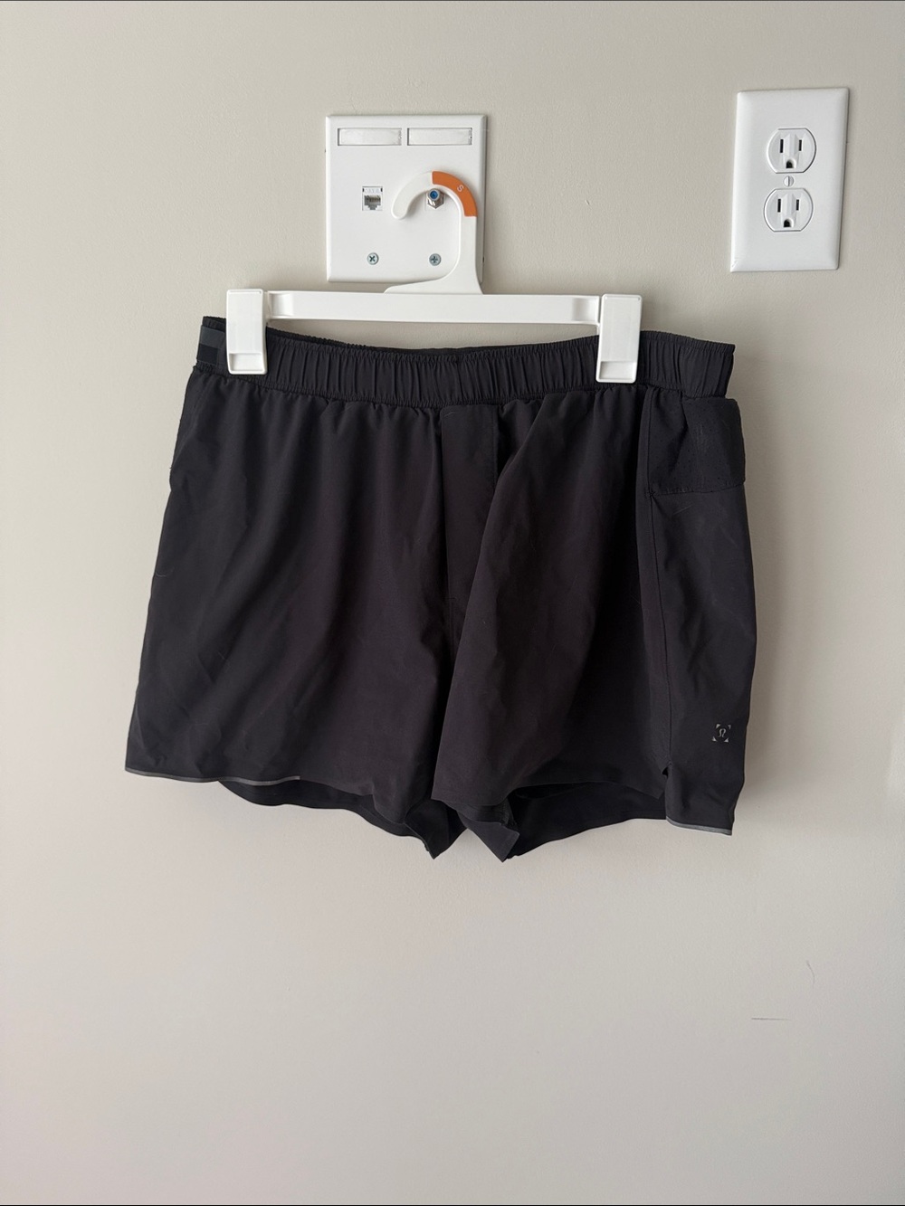 lululemon athletica Men's Black Running Shorts